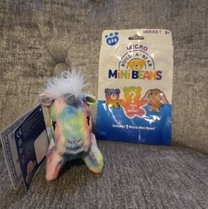 Build-a-bear Blind Bags RAINBOW UNICORN🦄